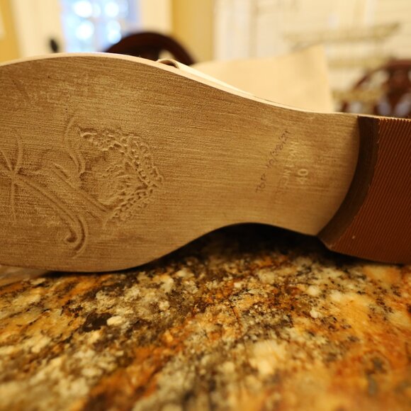 White Mont Blanc Leather Sandals size 40 Almost New - Picture 4 of 4